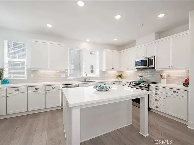905 Madonna Rd #48 — Photo 28