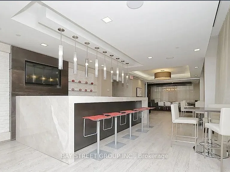 275 Yorkland Rd #1510 — Photo 37