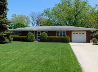 310 N Timothy Ln, McHenry, IL 60050