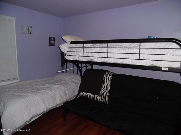 5th image of 217 Hiering Avenue #B12
