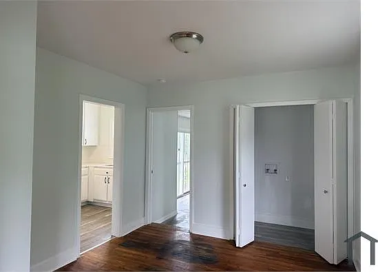 4912 Court I — Photo 2