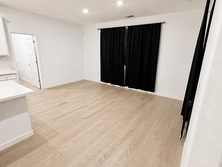 7018 Blue Bay Ln — Photo 5