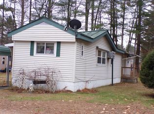 5 Daisy Ln, Franklin, NH 03235