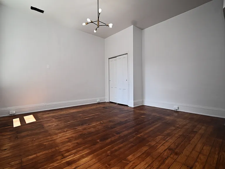 709 Columbia St #4 — Photo 14