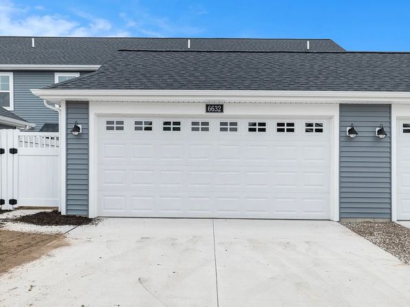 6632 S South Square Ln, Rockford, MI 49341