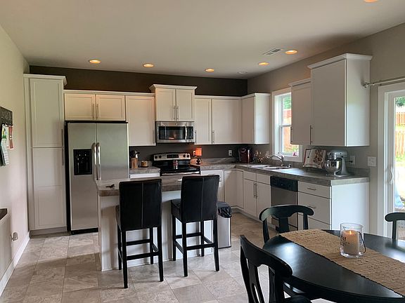 2nd image of 2311 Blossom Ct