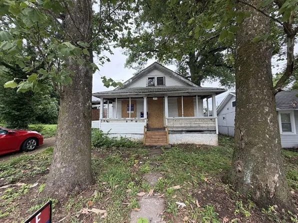 3910 Council Grove Ave, Saint Louis, MO 63120
