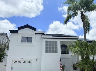 21251 NE 3rd Ct, Miami, FL 33179