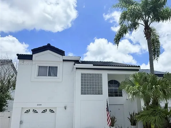 21251 NE 3rd Ct, Miami, FL 33179