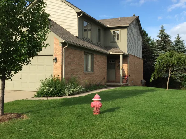 4910 Royal Cv, Shelby Township, MI 48316