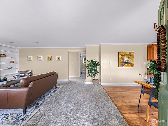 4th image of 1505 39th Street