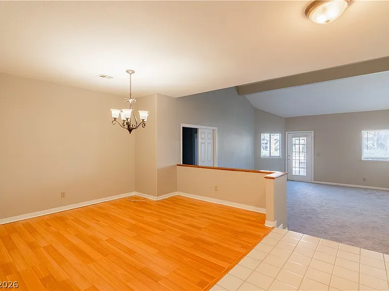 2761 Laguna Shores Ln — Photo 4