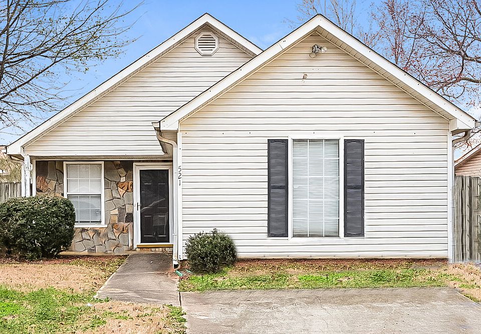 1st image of 521 Lakecourt Dr