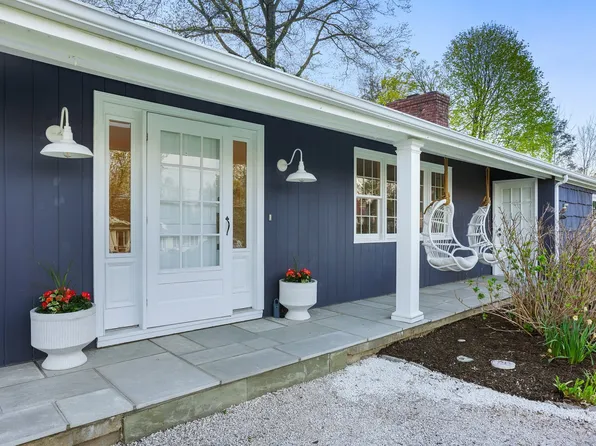25 Palmer Place, Easton, CT 06612