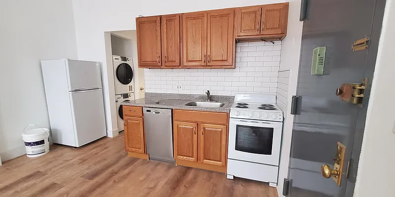 Rented by BLS Realty | media 3