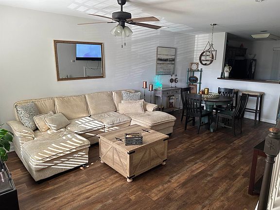 2nd image of 136 Barnacle Ln. #C3