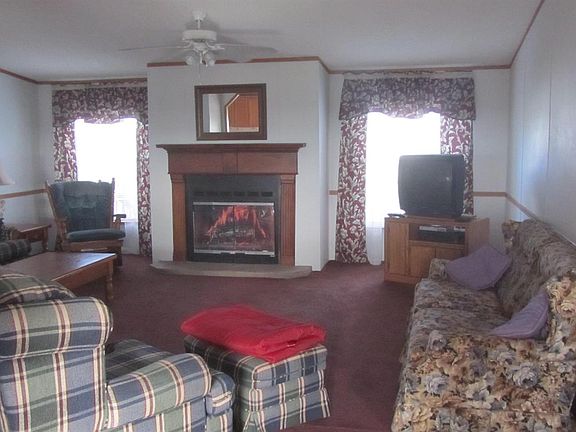 4th image of 1025 Wornall Ln