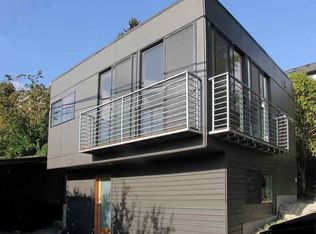 2622 11th Ave E #B, Seattle, WA 98102