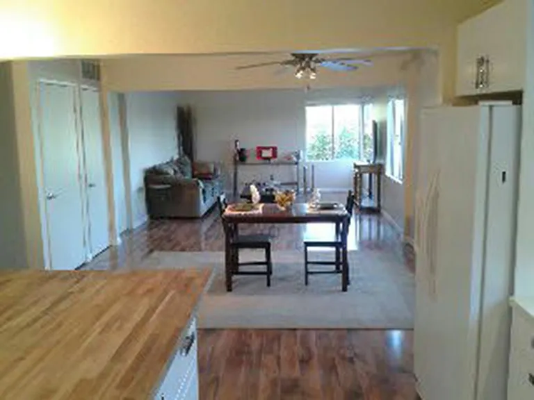 2270 Boundary St — Photo 6