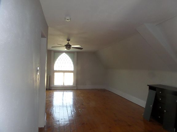 3rd image of 2754 N Stowell Ave #A