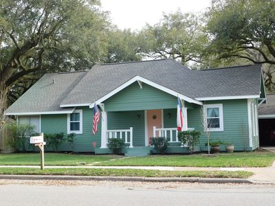 909 W Sealy St, Alvin, TX, 77511