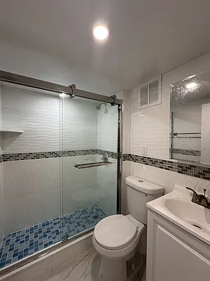 Rented by Azure Realty NY LLC | media 9