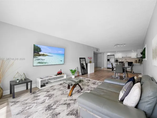 19370 Collins Ave APT 225, Sunny Isles Beach, FL 33160