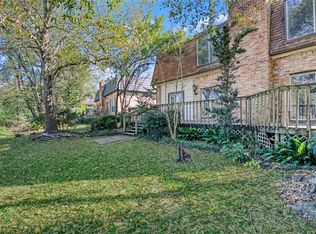 711 Palmer Dr, Conroe, TX 77302