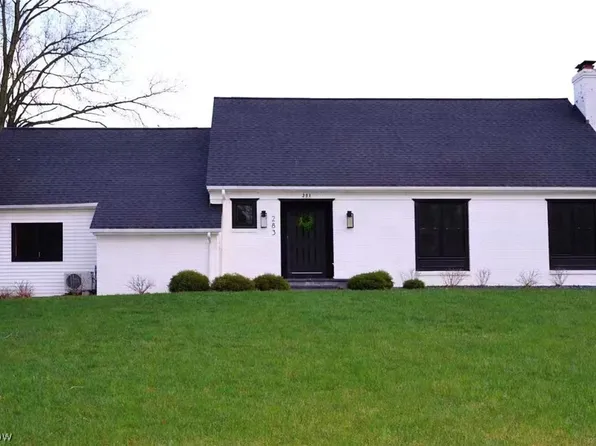 283 S Countryside Dr, Ashland, OH 44805