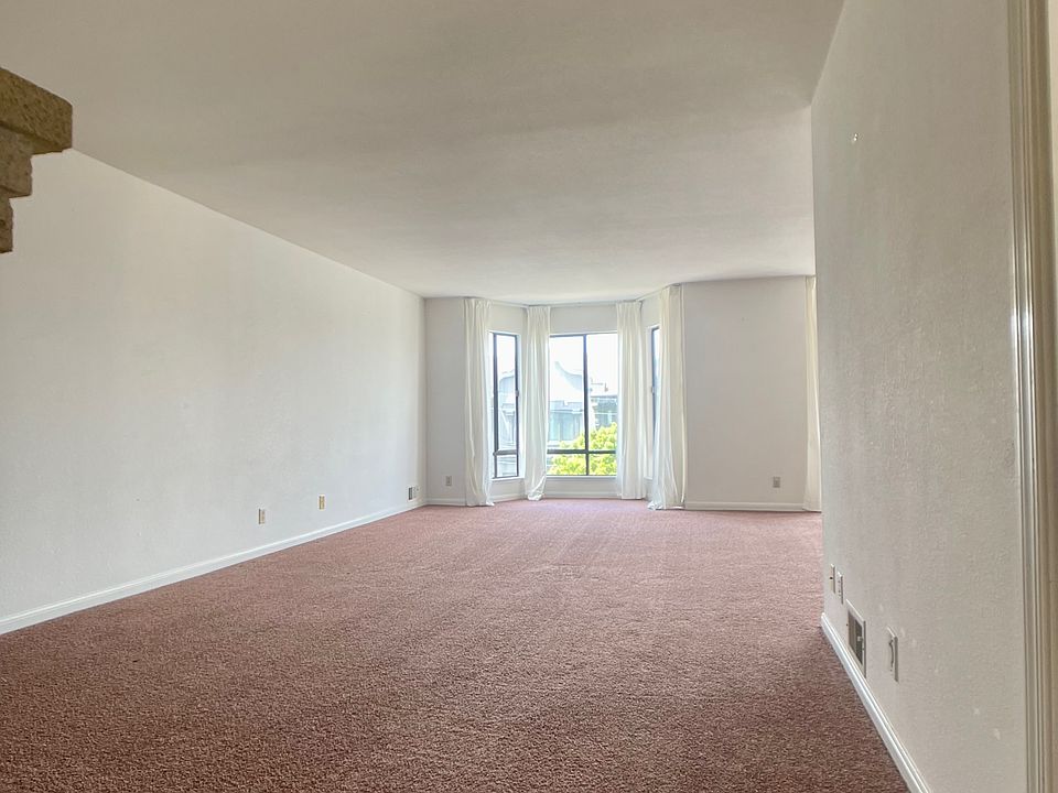 1st image of 252 17th Ave
