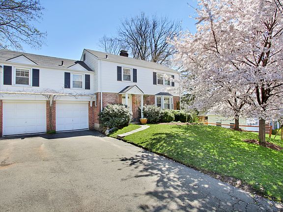 3 Nimitz Pl Old Greenwich CT-print-029-029-004-4200x2805-300dpi.jpg