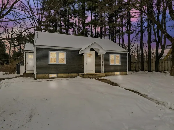 10 Southern Ave, Greenfield, MA 01301