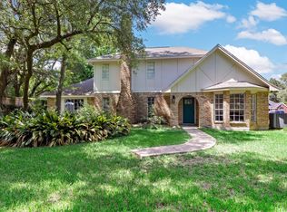 1360 Shadowdale St, Bridge City, TX 77611