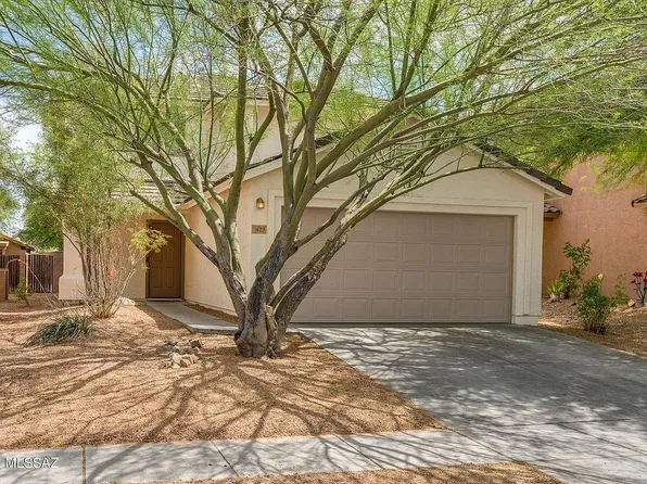 423 W Cedar Chase Dr, Green Valley, AZ 85614
