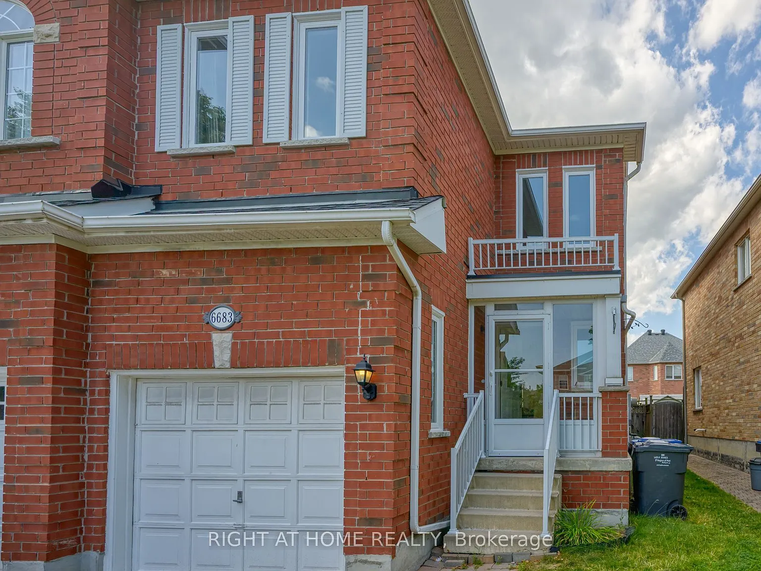 5 bed, $4,250 — Photo 2