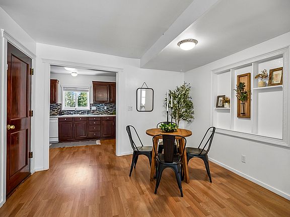 5th image of 6609 Elliott Way SE