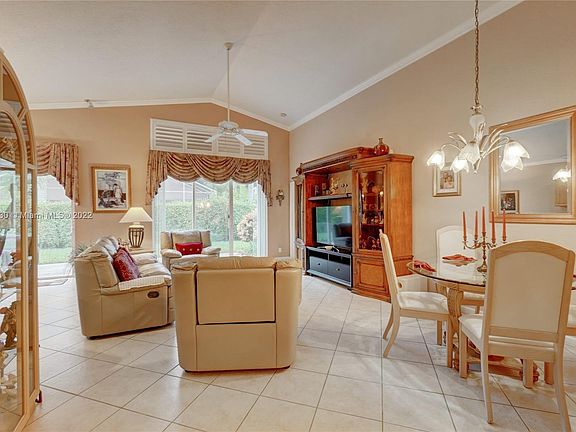 4th image of 5725 NW 49th Way