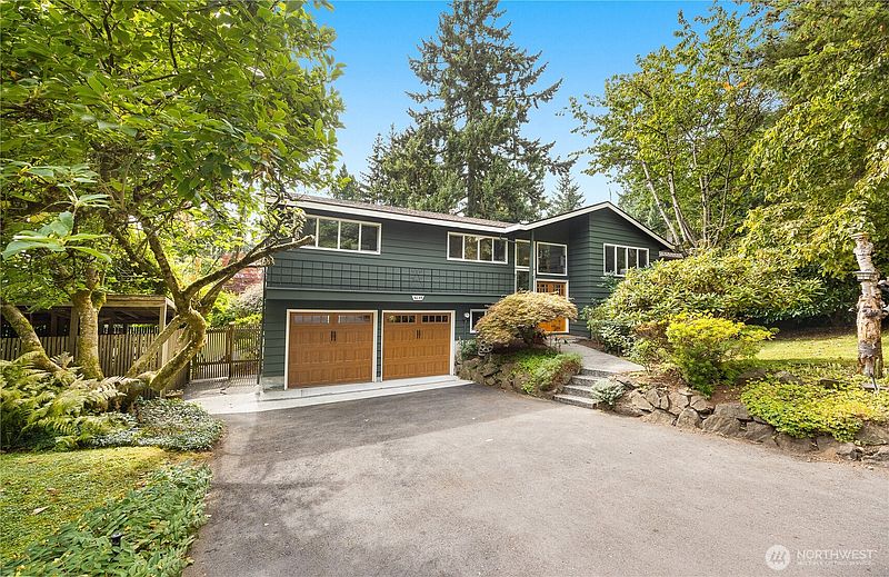 2nd image of 6039 NE 202nd Street