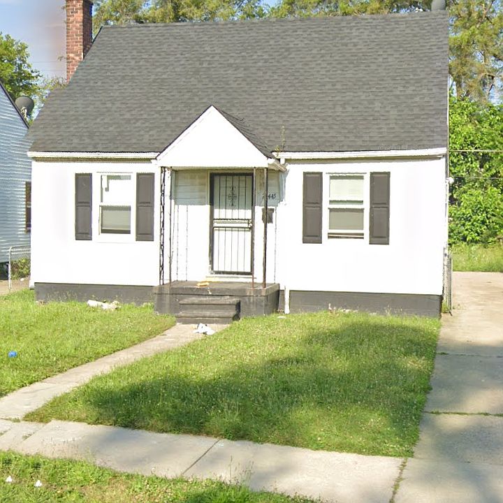 2nd image of 20445 Manor St #52