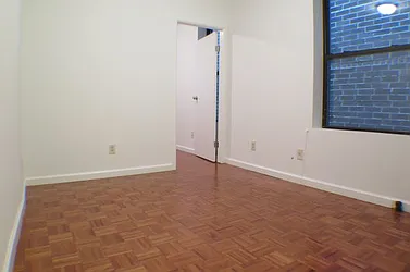 Rented by Glasser Realty LLC