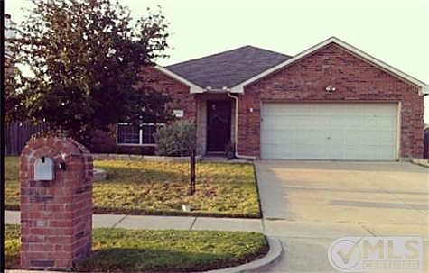 1st image of 4801 Bluebird Ln