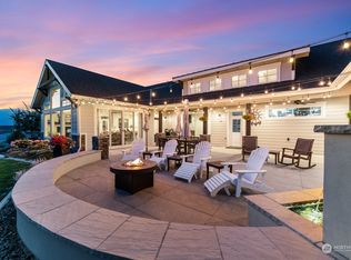 135 Whitfield Ct, Chelan, WA 98816