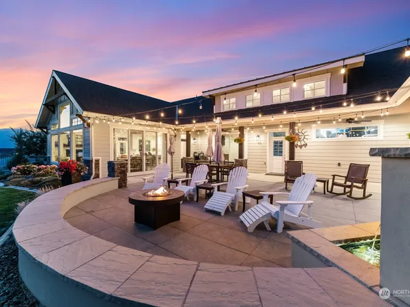 135 Whitfield Court, Chelan, WA 98816