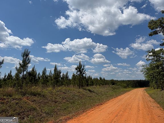 3rd image of 8 George Milling Rd