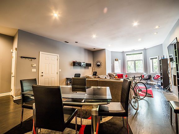5th image of 2629 N Ashland Ave APT 2A