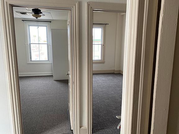 2nd image of 116 E Lancaster Ave #3W