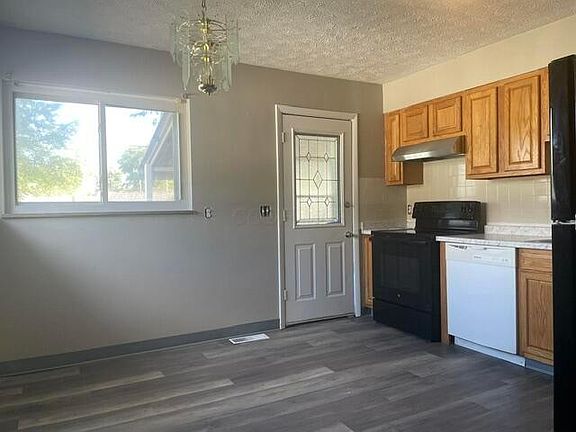 5th image of 1148 Beechwood Rd