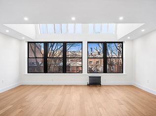 9 Charles St APT 4, New York, NY 10014