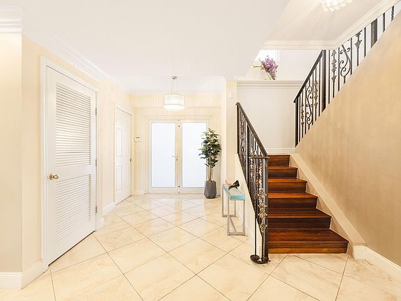 5th image of 615 Bayshore Drive #105