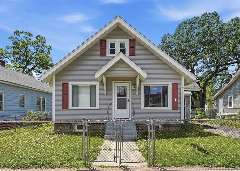 1st image of 136 Maynard St